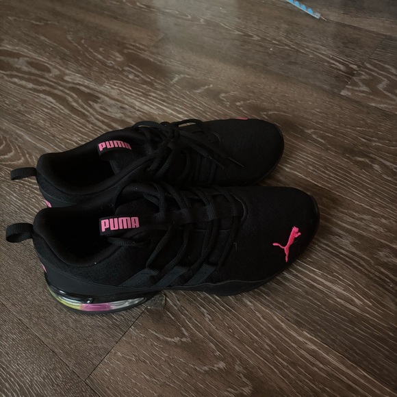 Puma sneakers - Picture 2 of 4